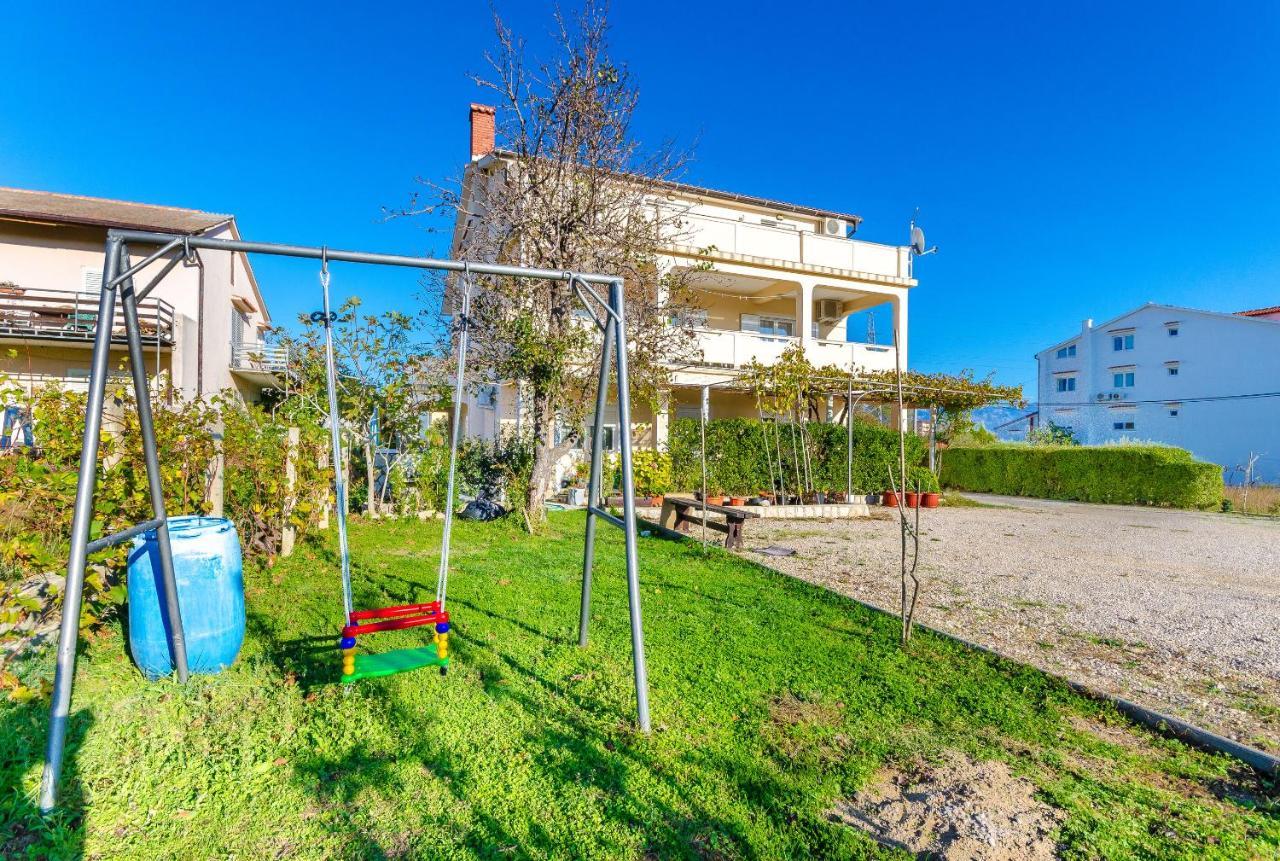 Apartments Marija P Лопар Екстериор снимка